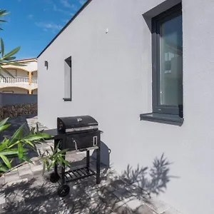 Exclusive And Villa Vir